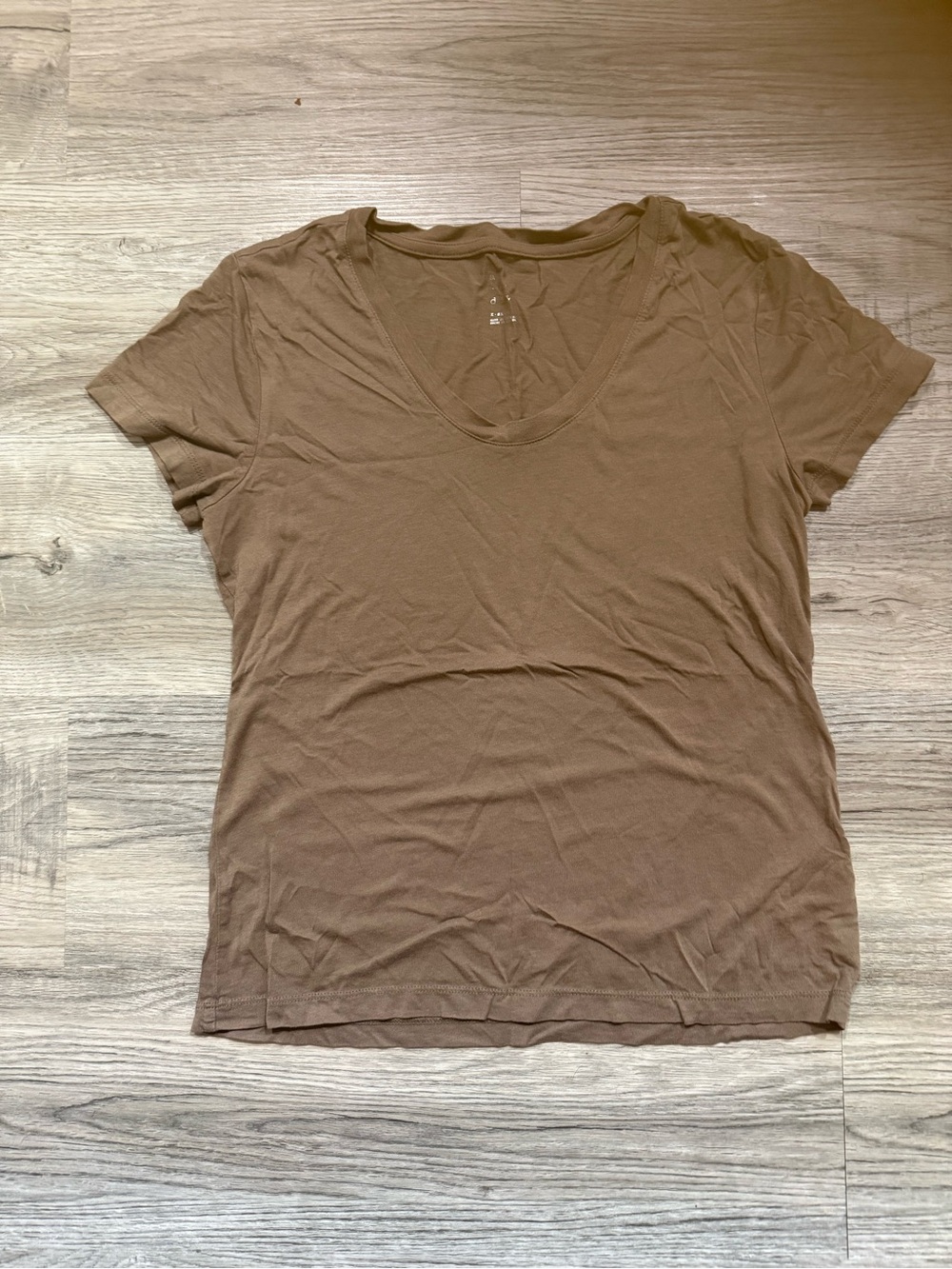 Classic V-Neck Short Sleeve Top